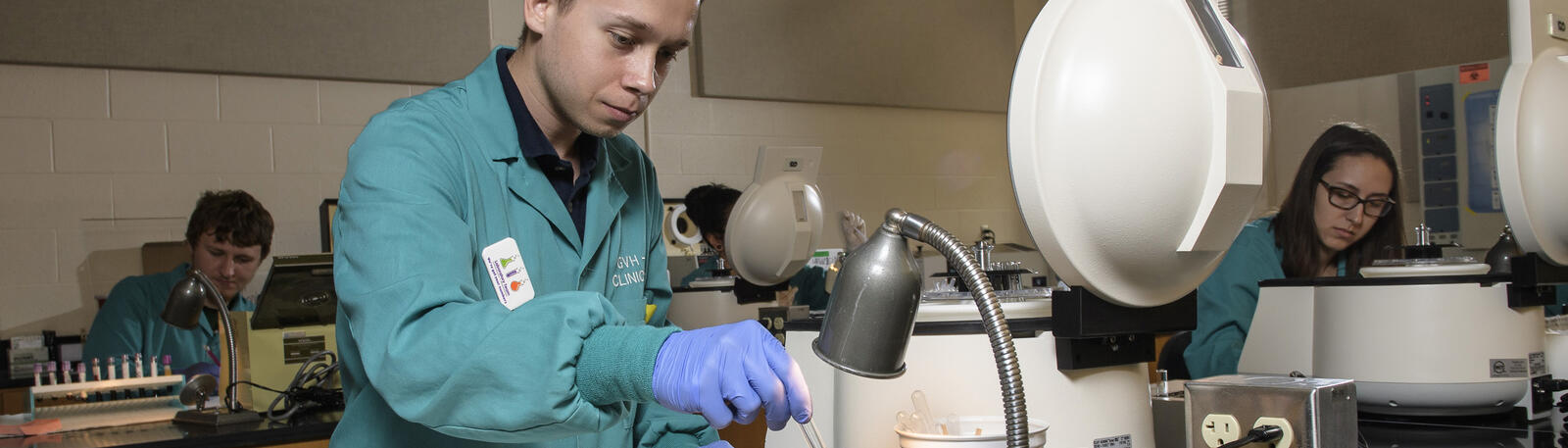 photo of students working in a lab