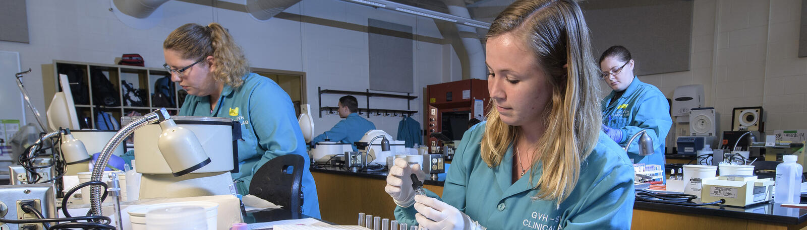 photo of students working in a lab